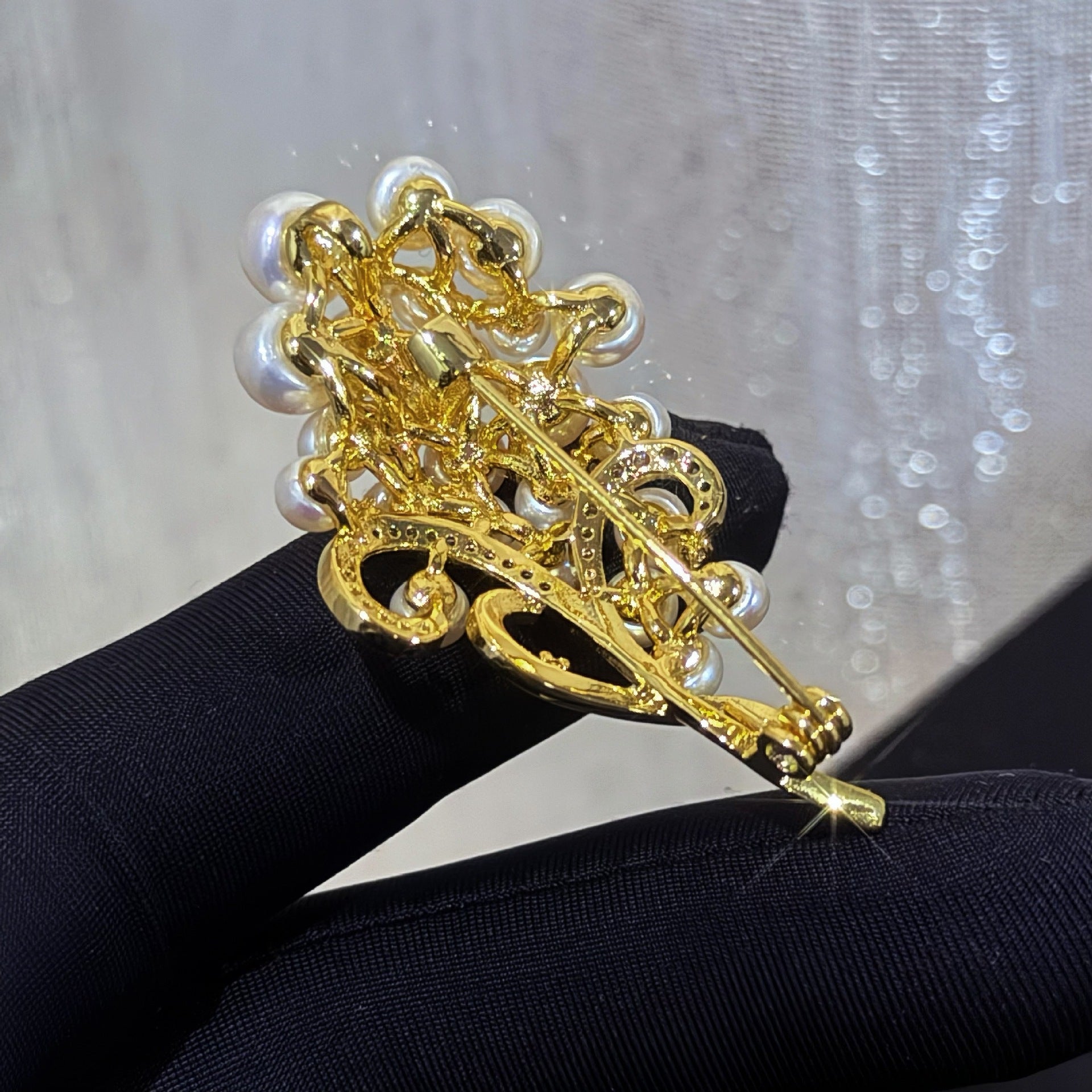 Golden Bloom Pearl Brooch