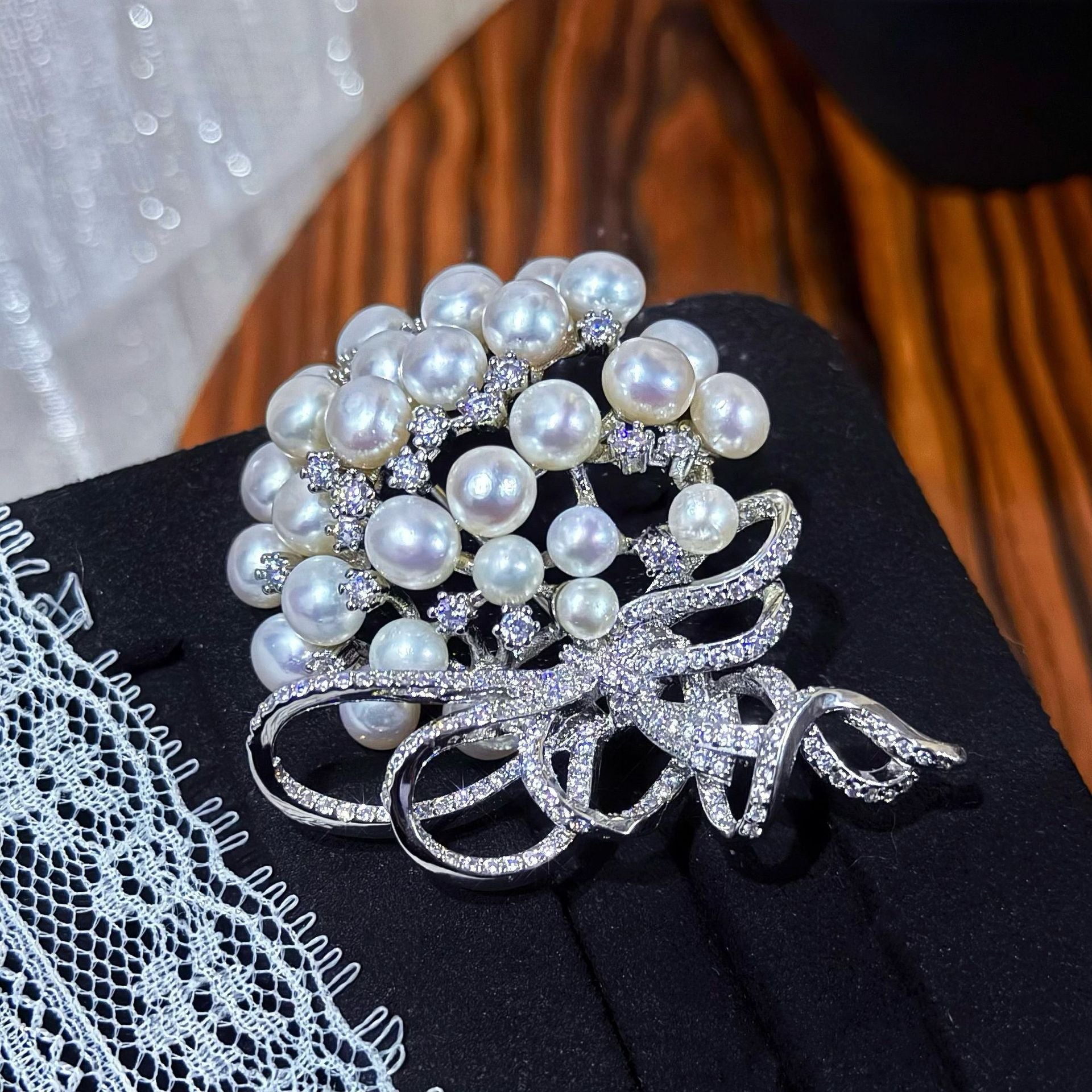 Silver Ribbon Pearl Brooch