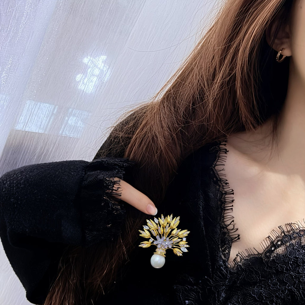 Golden Wheat Pearl Brooch