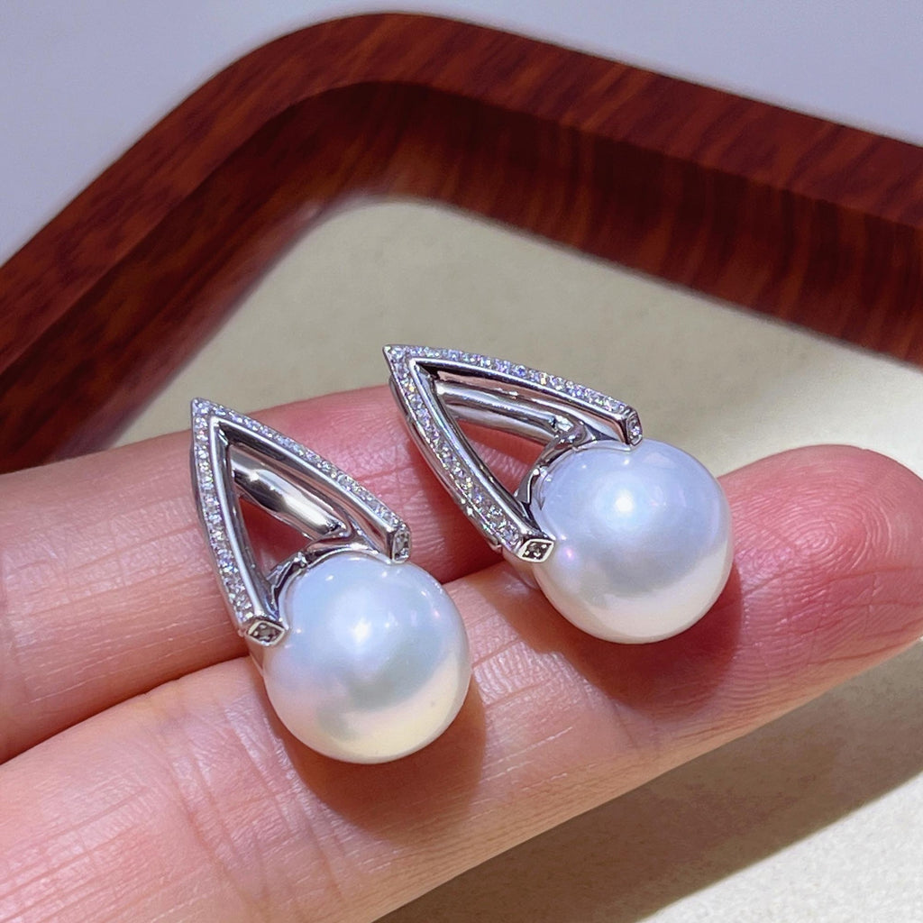 Geometric Freshwater Pearl Stud Earrings