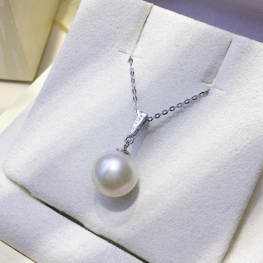 Zirconia Freshwater Pearl Pendant & Earrings Set