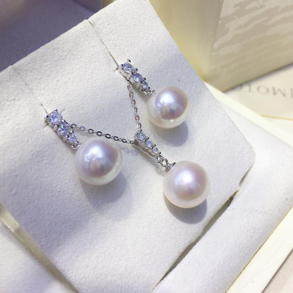 Zirconia Freshwater Pearl Pendant & Earrings Set